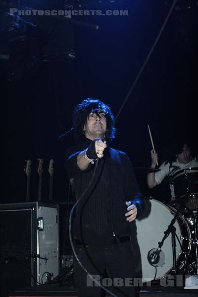 LOSTPROPHETS - 2006-12-12 - PARIS - Trabendo - 